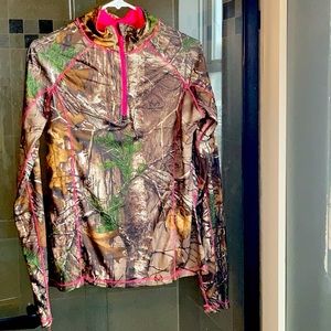 Real tree long sleeve